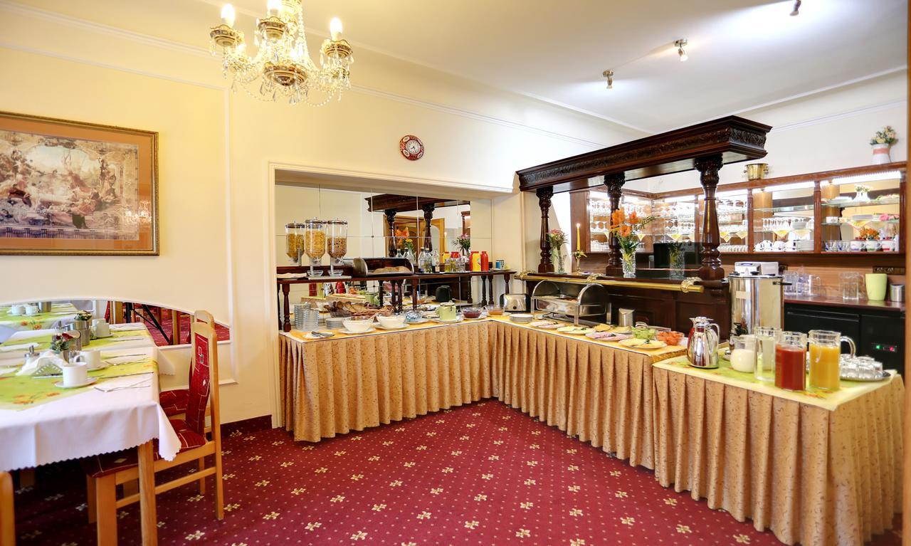 Spa Hotel Purkyne Karlovy Vary Exterior photo