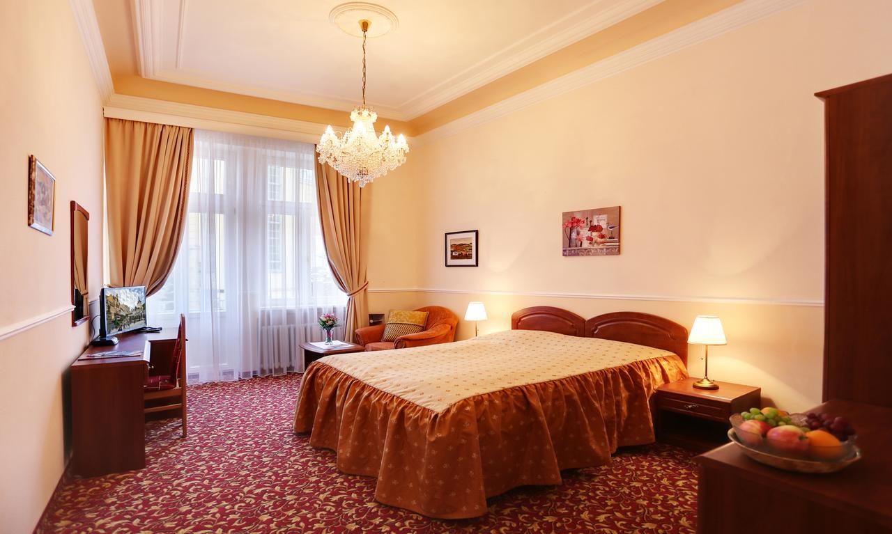 Spa Hotel Purkyne Karlovy Vary Exterior photo